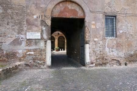 B&B Gio Colosseo - Celio โรม ภายนอก รูปภาพ