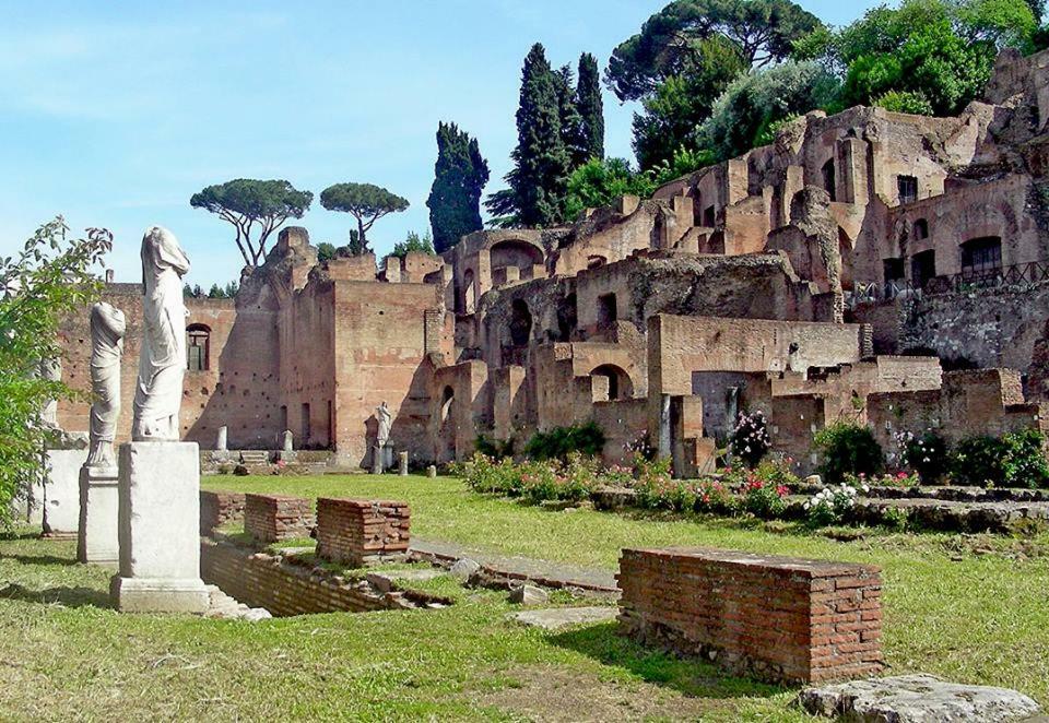 B&B Gio Colosseo - Celio โรม ภายนอก รูปภาพ