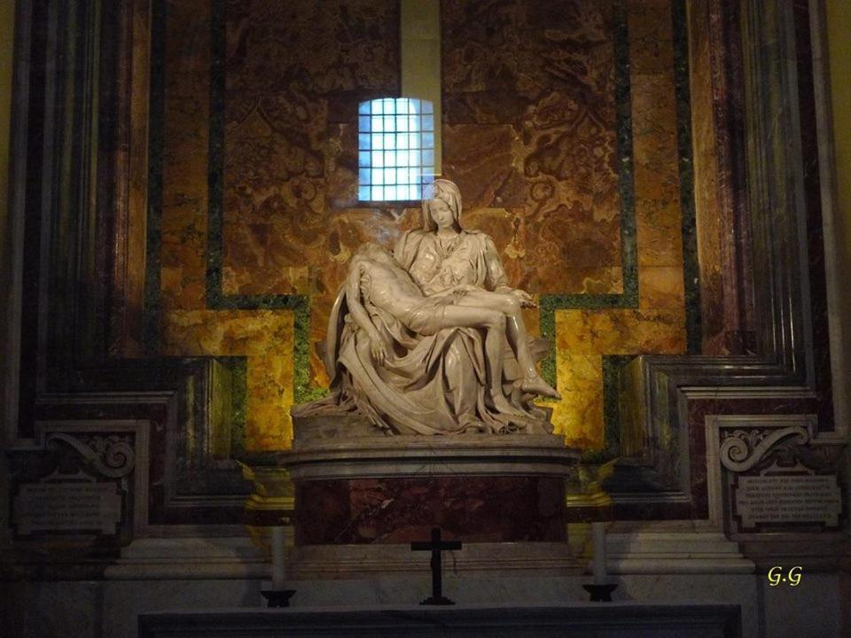 B&B Gio Colosseo - Celio โรม ภายนอก รูปภาพ